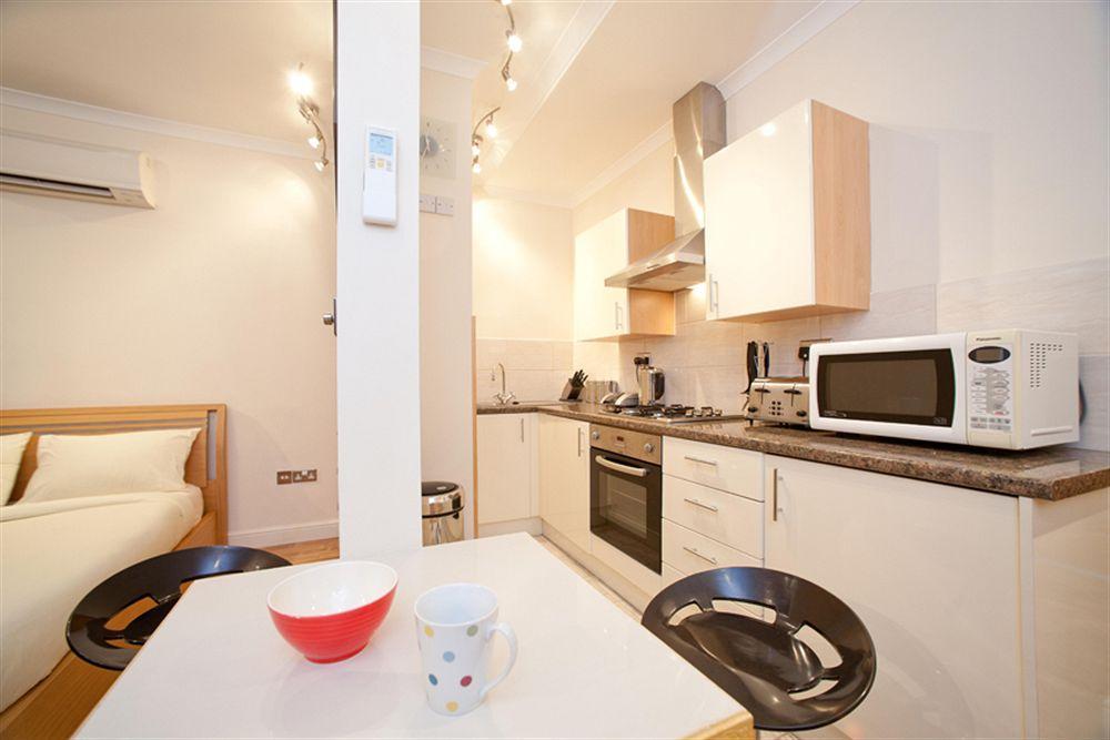 Milestone Apartments Лондон Екстериор снимка