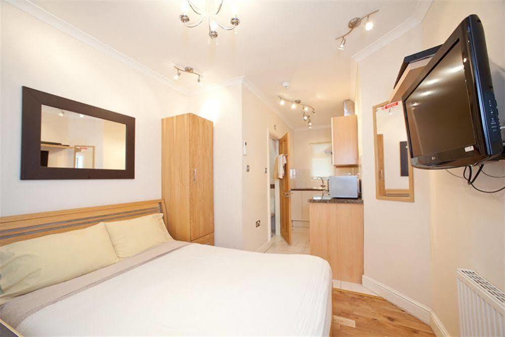 Milestone Apartments Лондон Екстериор снимка